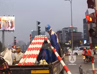 [ẢNH] Phần đường Láng không dành cho xe máy: Nhiều người bị 