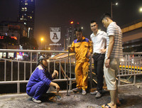 [ẢNH] Phần đường Láng không dành cho xe máy: Nhiều người bị 