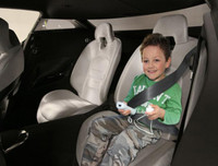 [ẢNH] Thích thú với những trò đùa Cá tháng Tư từ các 