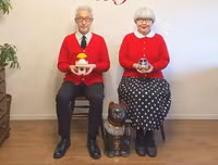 [ẢNH] Cặp vợ chồng già Nhật Bản diện đồ đôi suốt 38 năm khiến dân mạng 