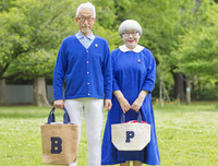 [ẢNH] Cặp vợ chồng già Nhật Bản diện đồ đôi suốt 38 năm khiến dân mạng 