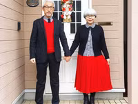 [ẢNH] Cặp vợ chồng già Nhật Bản diện đồ đôi suốt 38 năm khiến dân mạng 