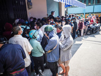 [ẢNH] Người dân lao đao vì 