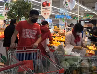 [ẢNH] Người dân lao đao vì 