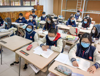 [ẢNH] Người dân lao đao vì 