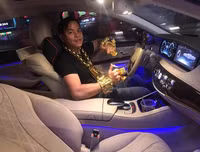 Cuộc sống đầy vàng của Phúc XO trước khi bị tạm giữ hình sự để điều tra