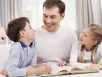 [ẢNH] Cha mẹ liệu đã hiểu được tâm lý tuổi vị thành niên của con?