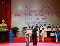 Nhìn lại cuộc đời 60 năm cống hiến nghệ thuật của NSND Trần Hạnh