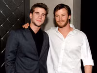 [ẢNH] Các cặp anh chị em nổi tiếng hàng đầu Hollywood