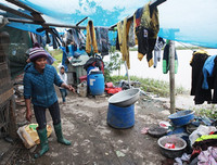 Cuộc sống đói nghèo trong những gia đình 