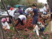 Hành xử xấu xí của một bộ phận người Việt tại siêu thị Auchan