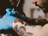 [ẢNH] Cân nhắc trước những tác hại có thể xảy ra khi xăm mình