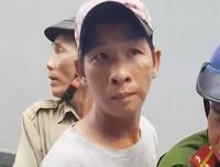 [ẢNH] Bạo hành trẻ em: Cần chế tài xử phạt thích đáng