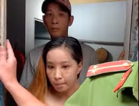 [ẢNH] Bạo hành trẻ em: Cần chế tài xử phạt thích đáng