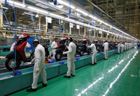 [ẢNH] Nhiều quốc gia đề xuất cấm ô tô chạy bằng xăng dầu