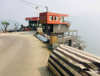 Cận cảnh khách sạn 7 tầng xây dựng trái phép trên đèo Mã Pì Lèng