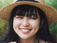 [ẢNH] Sự thay đổi phong cách ngoạn mục của dàn diễn viên phim 