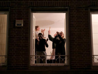 [ẢNH] Cả thế giới gửi lời cảm ơn tới những 