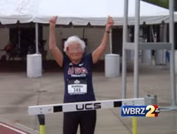 Cụ bà 103 tuổi Mỹ thi chạy, phá kỷ lục thế giới chặng đua 100m