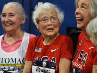 Cụ bà 103 tuổi Mỹ thi chạy, phá kỷ lục thế giới chặng đua 100m