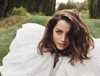 [ẢNH] Cận cảnh nhan sắc gợi cảm của mỹ nhân 