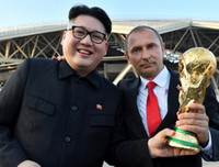 Bản sao nhà lãnh đạo Kim Jong-un và những lần gây chú ý khi xuất hiện cùng bản sao Tổng thống