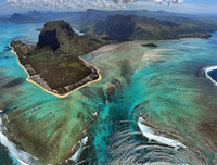 Đặt chân lên những hòn đảo kỳ dị nhất hành tinh