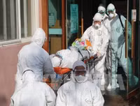 [ẢNH] Những hành động đẹp của nghệ sĩ Hàn Quốc trong đại dịch Covid-19