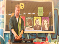 Những khoảnh khắc màu xanh độc đáo trong lễ hội cổ truyền Ireland tổ chức tại Hà Nội