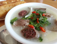 [ẢNH] Những món ngon 'nhức nách' từ lòng, dồi cho ngày đông Hà Nội