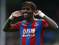 [ẢNH] Chuyển nhượng bóng đá quốc tế ngày 7-8: MU tính kế bán 