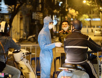 [ẢNH] Diễn biến cuộc chiến chống dịch Covid-19 từ khi xuất hiện bệnh nhân 17 tại Hà Nội