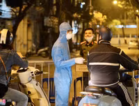 [ẢNH] Diễn biến cuộc chiến chống dịch Covid-19 từ khi xuất hiện bệnh nhân 17 tại Hà Nội