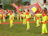 Đông vui lễ hội khai xuân Yên Tử 2019