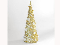 [Ảnh] Tự làm cây thông Noel cực ấn tượng từ vật liệu đơn giản (2)