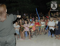 [ẢNH] Mang yêu thương đến trẻ em nghèo dưới chân cầu Long Biên trong ngày Tết thiếu nhi