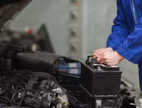 [ẢNH] Những lưu ý chăm sóc ô tô, xe máy khi ít sử dụng trong giai đoạn giãn cách xã hội