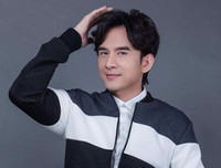 [ẢNH] Ca sĩ Đan Trường ở tuổi 44: Sự nghiệp thành công, hôn nhân viên mãn