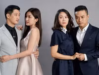 [ẢNH] Cuộc hôn nhân kín tiếng của Hồng Diễm – 