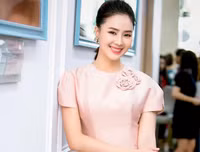 [ẢNH] Cuộc hôn nhân kín tiếng của Hồng Diễm – 