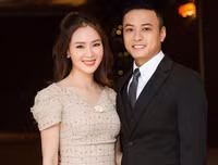 [ẢNH] Cuộc hôn nhân kín tiếng của Hồng Diễm – 