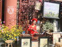 [ẢNH] Ấm áp không khí Tết ba miền rộn ràng Hà Nội