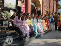 [ẢNH] Ấm áp không khí Tết ba miền rộn ràng Hà Nội