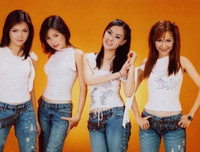 [ẢNH] Bất ngờ trước cuộc sống hiện tại của các thành viên nhóm Mắt Ngọc đình đám một thời