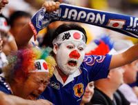 [ẢNH] Từ khán đài World Cup, người Nhật Bản lại khiến toàn thế giới kinh ngạc và ngả mũ