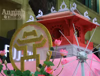 [ẢNH] Phố đi bộ Hồ Gươm tưng bừng sắc màu trong Carnival đậm chất Mỹ-Latin