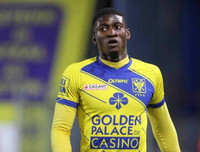 [ẢNH] Công Phượng: Màn ra mắt vất vả trên đất Bỉ