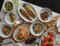 [ẢNH] Khám phá bữa tiệc Giáng sinh ở các nước trên thế giới