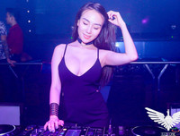 [ẢNH] Ngắm nhan sắc vợ 