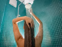 [ẢNH] Sốt xuất huyết vào mùa: Những điều kiêng kỵ khi chữa trị